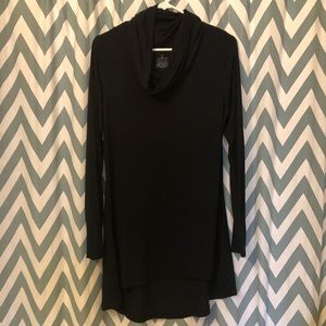 Coal neck CuddlDuds high-low tunic